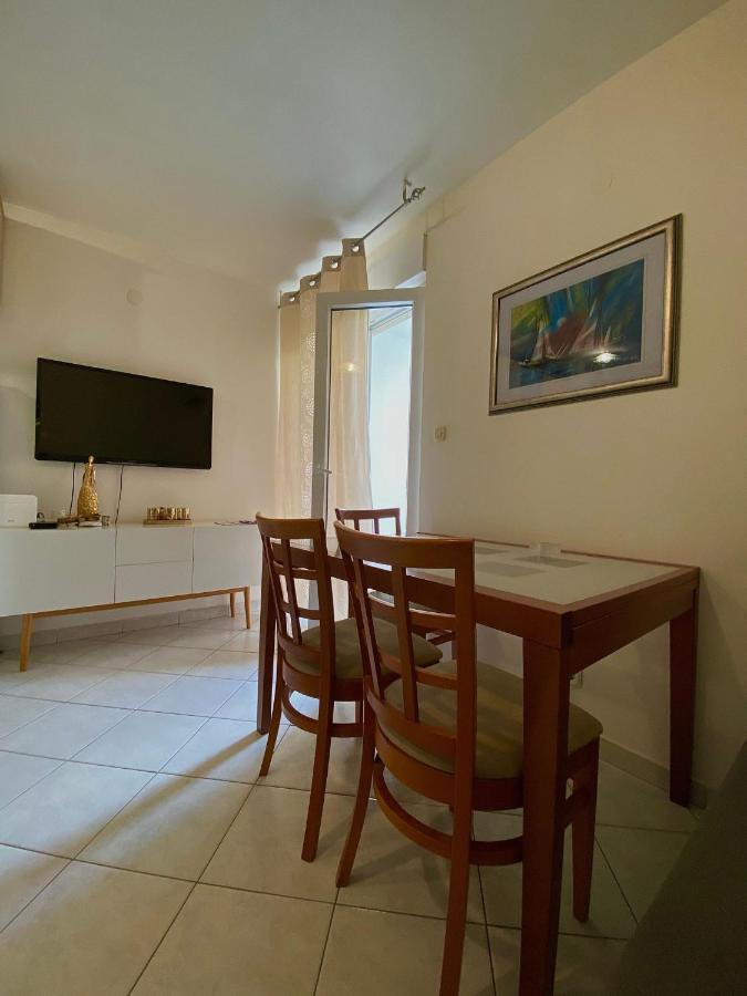 Apartman Monika Near The Beach Split Exteriör bild